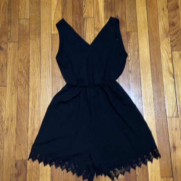 Black Lace Romper with Wrap V-Neckline - Picture 4 of 5